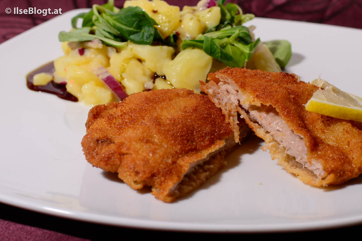 Echtes Wiener Schnitzel vom Kalb mit Kartoffelsalat - Ilse Blogt