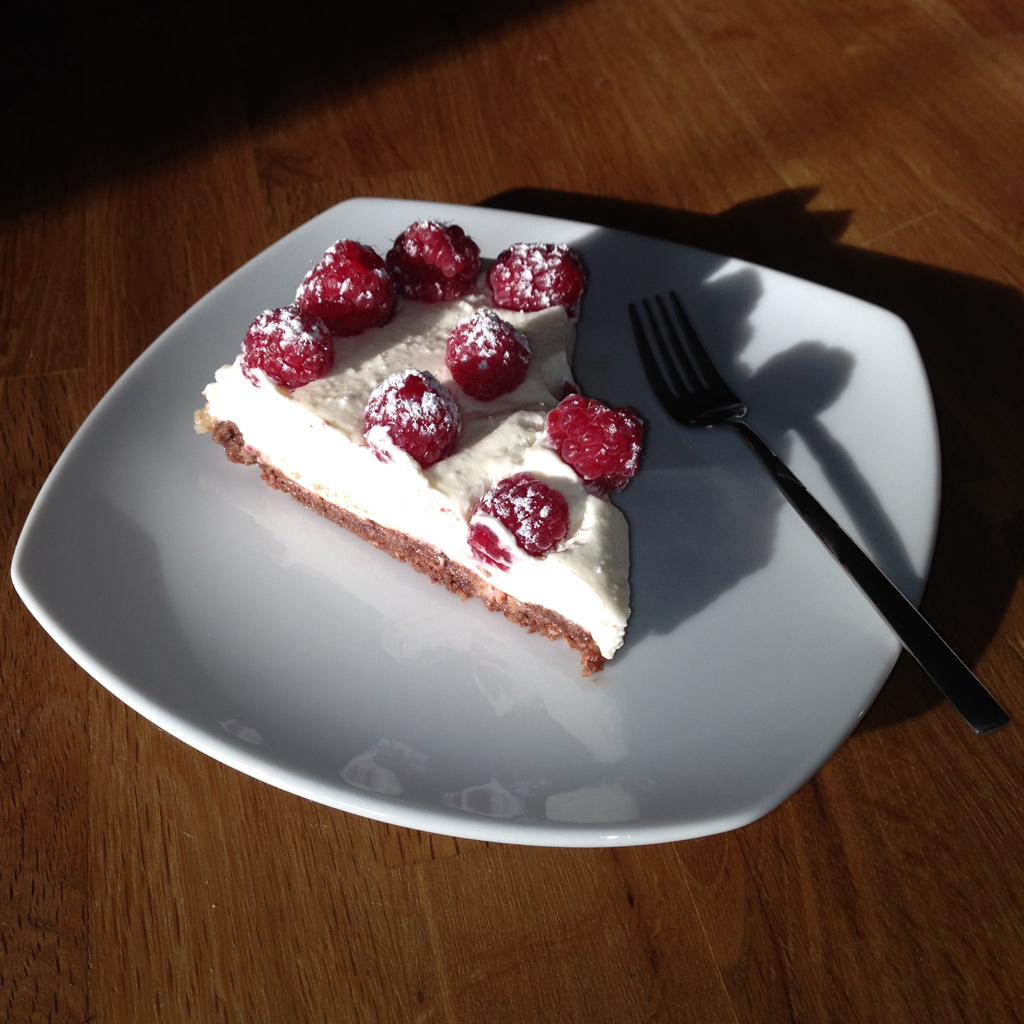 Nutella Zwieback Kuchen mit Joghurt Sahne Creme - Ilse Blogt