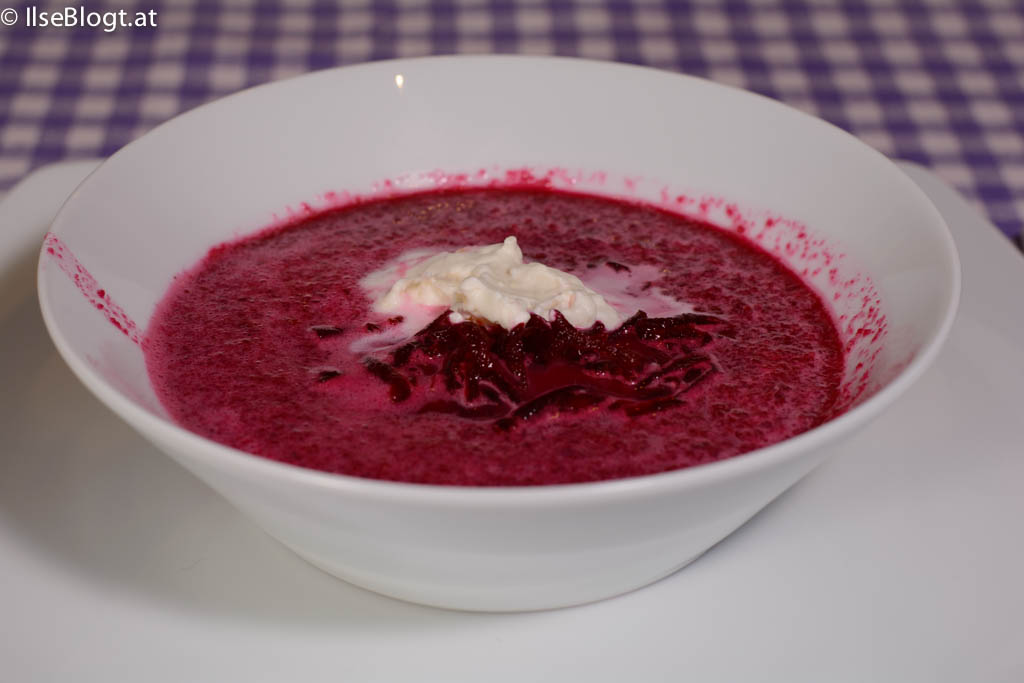 Rote Rüben Suppe mit Oberskren Rezept - Ilse Blogt