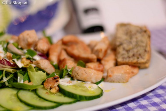 Gemischter Salat mit Putenstreifen natur - Ilse Blogt