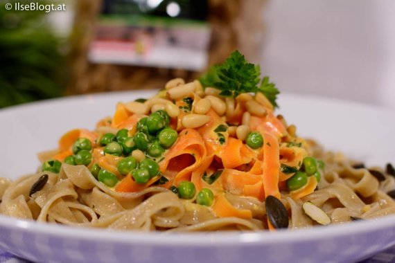 Karotten-Erbsen-Tagliatelle-0010