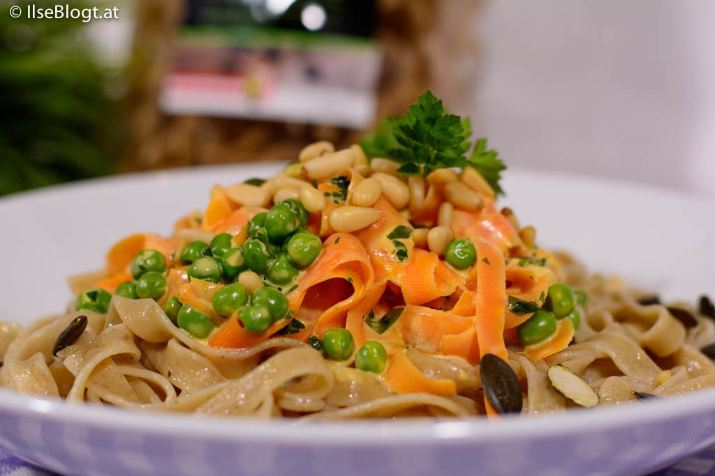 Karotten-Erbsen-Tagliatelle-0010